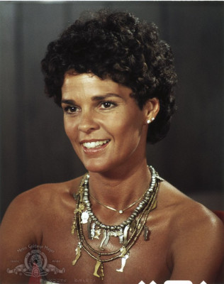 photo 16 in Ali MacGraw gallery [id361160] 2011-03-24 00:00:00
