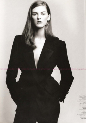 Ali Stephens pic #219962