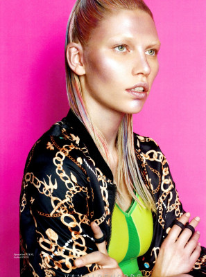 Aline Weber pic #632486