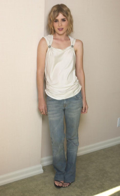 Alison Lohman pic #733353