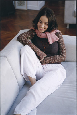 photo 19 in Alizee gallery [id557562] 2012-11-30 00:00:00