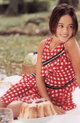 photo 25 in Alizee gallery [id13353] -0001-11-30 00:00:00