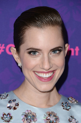 Allison Williams pic #663209