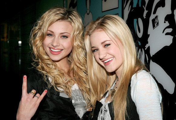 photo 5 in Aly and Aj gallery [id462304] 2012-03-19 00:00:00