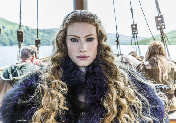 Alyssa Sutherland pic #911201