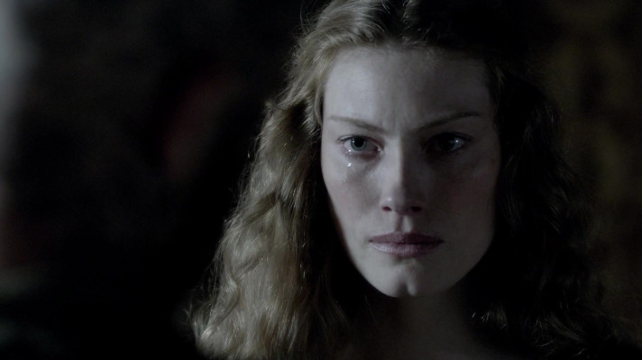 Alyssa Sutherland pic #944063