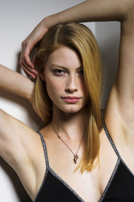 photo 4 in Alyssa Sutherland gallery [id77139] -0001-11-30 00:00:00