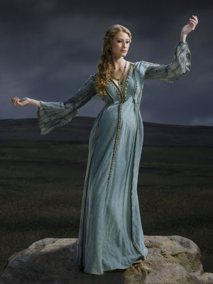 Alyssa Sutherland pic #906250