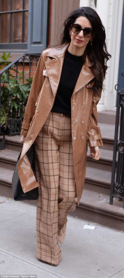 Amal Clooney pic #1027386