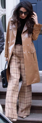 Amal Clooney pic #1027383
