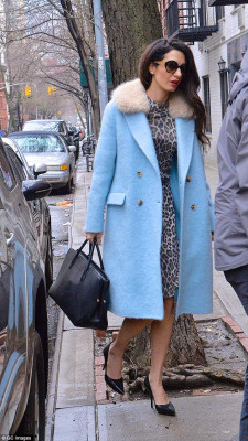 Amal Clooney pic #1027398