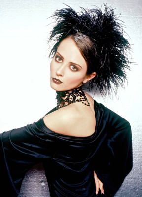 photo 5 in Amy Acker gallery [id204072] 2009-11-20 00:00:00