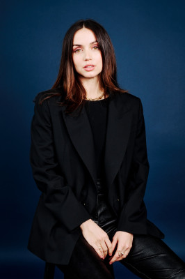 photo 7 in Ana de Armas gallery [id1317150] 2022-12-10 00:00:00