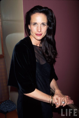photo 4 in Andie Macdowell gallery [id212150] 2009-12-10 00:00:00