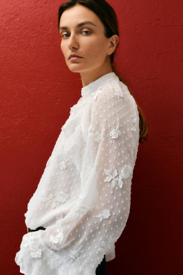 photo 4 in Andreea Diaconu gallery [id1371735] 2025-05-17 00:00:00