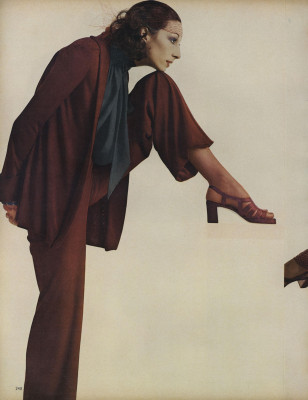 photo 5 in Anjelica Huston gallery [id1333005] 2023-09-04 00:00:00