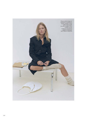 Anna Ewers pic #1371309