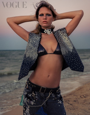 Anna Ewers pic #1346908