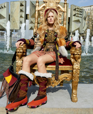 Anna Ewers pic #989458