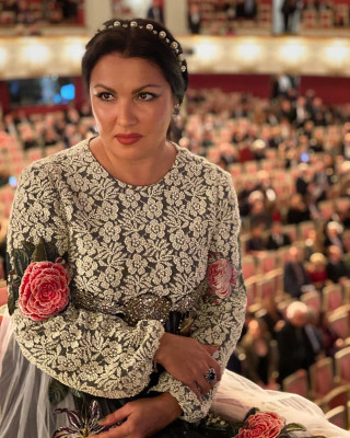photo 27 in Anna Netrebko gallery [id1315220] 2022-11-25 00:00:00
