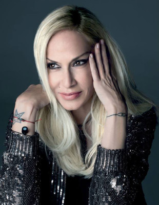 photo 10 in Anna Vissi gallery [id767252] 2015-04-01 00:00:00