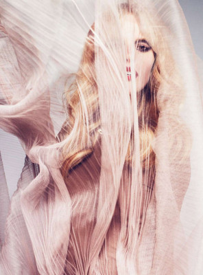 Anne Vyalitsyna pic #351484