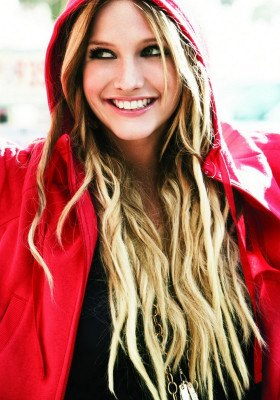 photo 16 in Ashlee Simpson gallery [id1321319] 2023-02-04 00:00:00