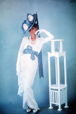 Audrey Hepburn pic #75452