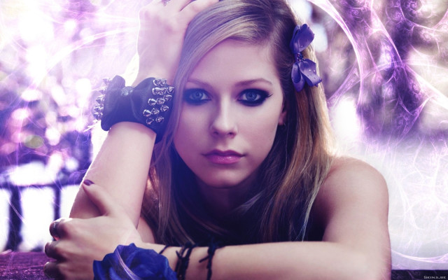 photo 5 in Avril Lavigne gallery [id437679] 2012-01-25 00:00:00