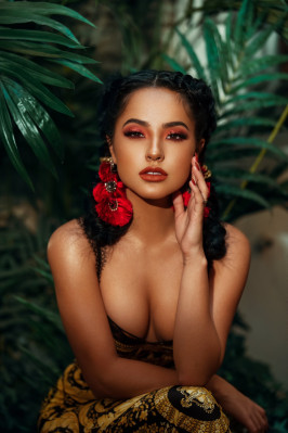Becky G  pic #1088273