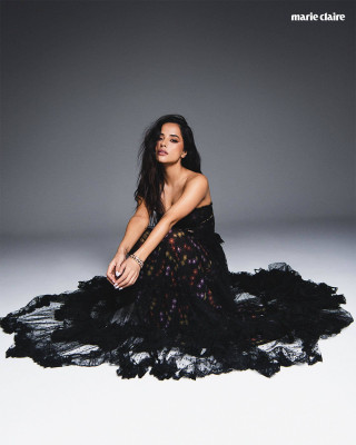 Becky G  pic #1340292