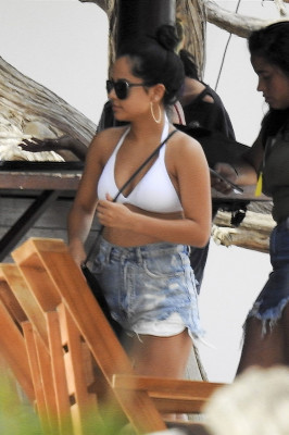 Becky G  pic #1049876