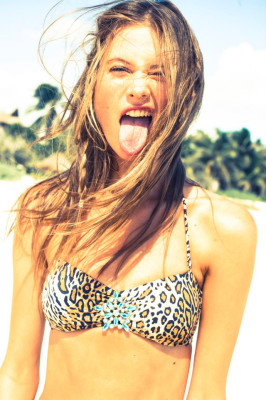 Behati Prinsloo pic #590789