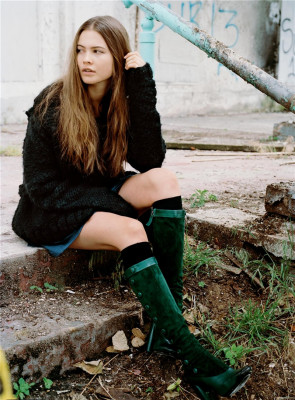 photo 28 in Behati Prinsloo gallery [id131562] 2009-02-04 00:00:00
