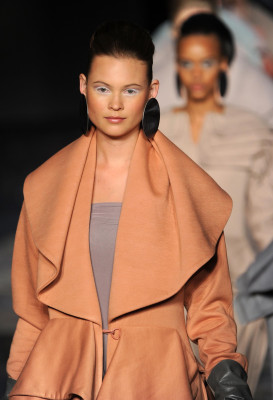 photo 24 in Behati Prinsloo gallery [id255438] 2010-05-12 00:00:00
