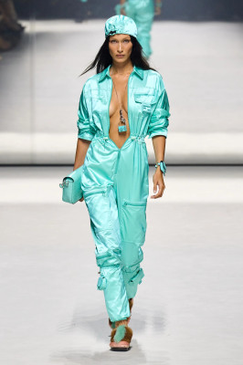photo 12 in Hadid gallery [id1311411] 2022-10-07 00:00:00