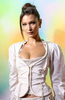 Bella Hadid pic #1066041