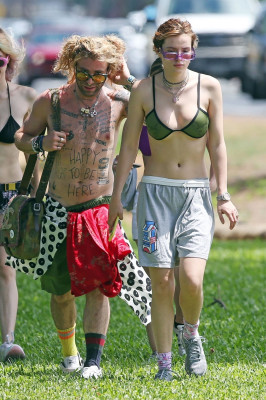 Bella Thorne pic #1043460