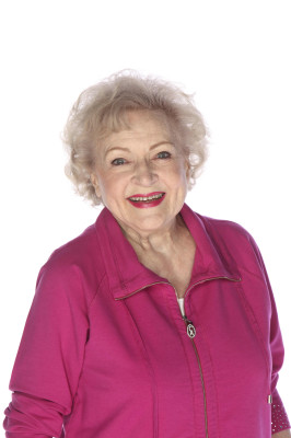 Betty White pic #365479