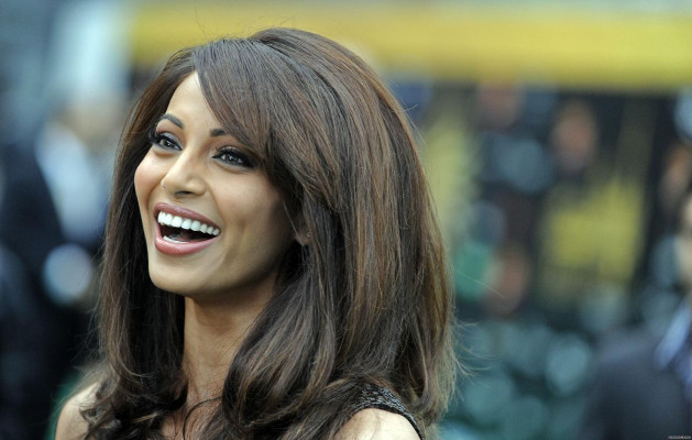 photo 5 in Bipasha Basu gallery [id432972] 2011-12-26 00:00:00