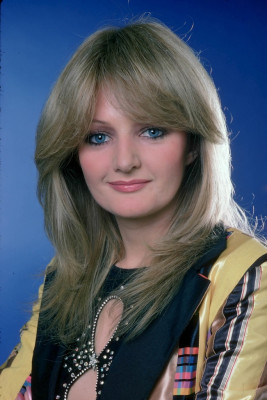 photo 5 in Bonnie Tyler gallery [id408984] 2011-10-04 00:00:00