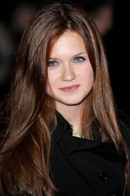 Bonnie Wright pic #454845
