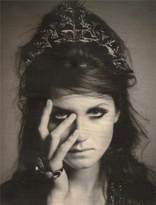 Bonnie Wright pic #195191