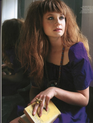 Bonnie Wright pic #195187