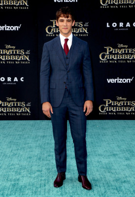 photo 22 in Brenton Thwaites gallery [id1290185] 2021-12-24 00:00:00