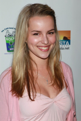 photo 25 in Bridgit Mendler gallery [id567834] 2013-01-22 00:00:00