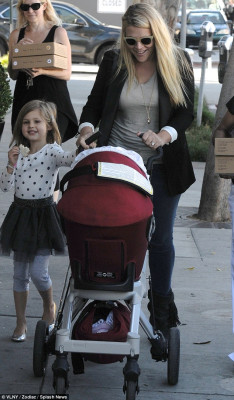 Busy Philipps pic #651060