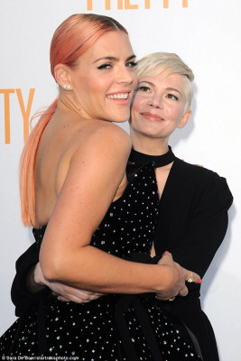 Busy Philipps pic #1030279