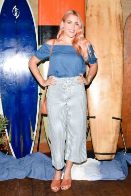 photo 23 in Busy Philipps gallery [id942697] 2017-06-13 00:00:00