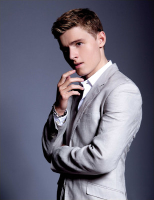 photo 4 in Callan McAuliffe gallery [id477908] 2012-04-20 00:00:00